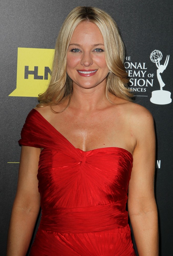 Sharon Case Picture 4 39th Daytime Emmy Awards Arrivals