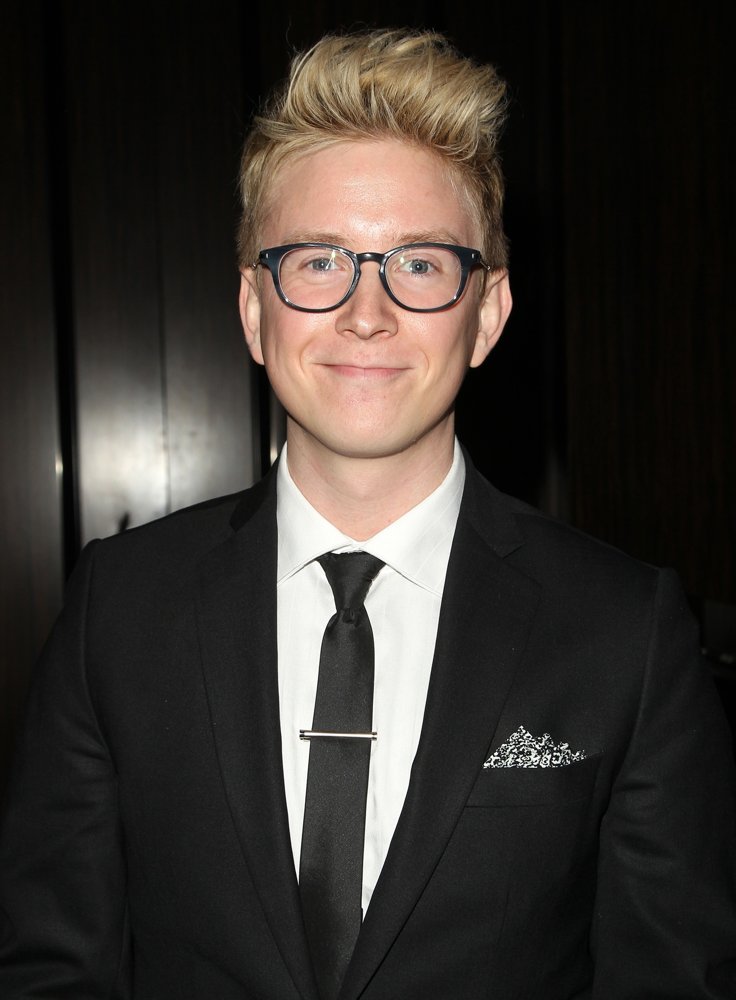 tyler oakley Picture 15 19th Annual Art Directors Guild Excellence in