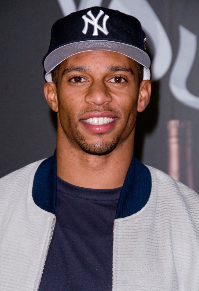 Victor Cruz Net Worth, Biography, Age, Weight, Height