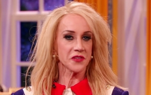 Kathy Griffin Debuts Kellyane Conway Impersonation on 'The President Show'