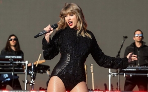 Video: Taylor Swift Suffers Wardrobe Malfunction During iHeart Performance