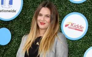 Next photo of Drew Barrymore