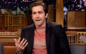 Jake Gyllenhaal Recalls Strange Incident Causing Him to Run Offstage Mid-Theater Monologue Play