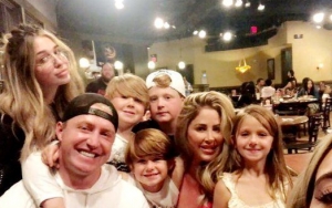 Kim Zolciak Defends Her Kids After Being Kicked Out Off Plane for Their Misbehavior
