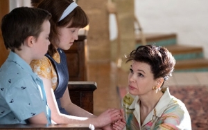 Renee Zellweger Explains Why She Didn't Reach Out to Judy Garland's Children for Biopic