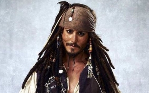 Johnny Depp Surprises Fans at Children's Hospital as Jack Sparrow Amid Pandemic