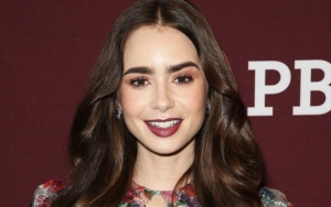 Lily Collins Relies on Imagination to Play Herman J. Mankiewicz's Secretary in 'Mank'