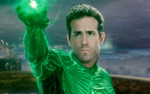 Ryan Reynolds Live Tweets Ticklish Commentary During His First Ever Viewing of 'Green Lantern'