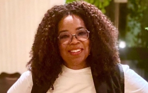 Oprah Winfrey Can't Hold Back Her Tears While Recalling Traumatic Childhood Moment