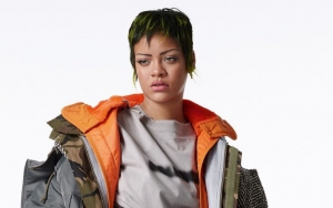 Rihanna's New Booty-Baring Workout Leggings Leave Fans Baffled