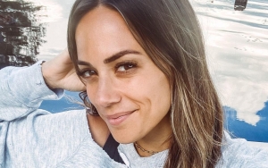Jana Kramer Fires Back at 'Mean' Trolls for Not Allowing Her Using 'Single Mom' Term