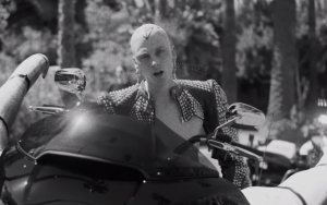Machine Gun Kelly Debuts Apparent Bald Look and Head Tattoo in 'Papercuts' Music Video