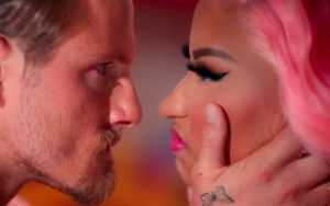 Nicki Minaj Treats Fans to Barbie-Inspired Music Video for 'Super Freaky Girl'