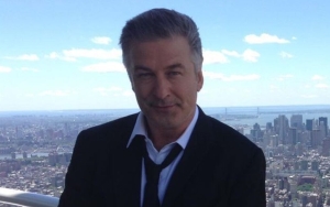 Alec Baldwin Won't Quit 'Rust' Despite Involuntary Manslaughter Charge