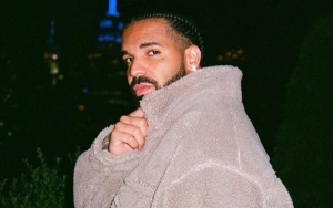 Drake Gets Roasted After Posting Shirtless Thirst Trap