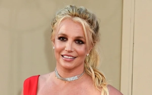 Britney Spears Flips the Bird in New Video After Sharing Thirst Trap From French Polynesia Vacation