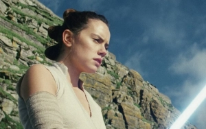 Daisy Ridley Convinced to Return to 'Star Wars' After Given 'Rundown of the Entire Story'