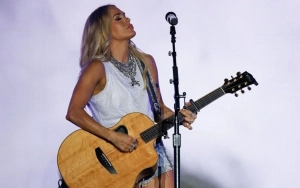 Carrie Underwood Took Nasty Fall After Performing in Pouring Rain, Addresses Incident on Instagram