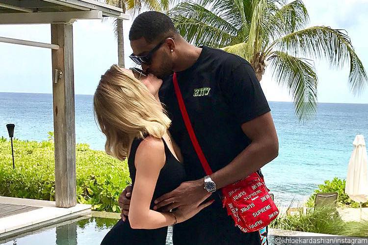 Here's How Khloe Kardashian Copes With Tristan Thompson's Cheating Scandal
