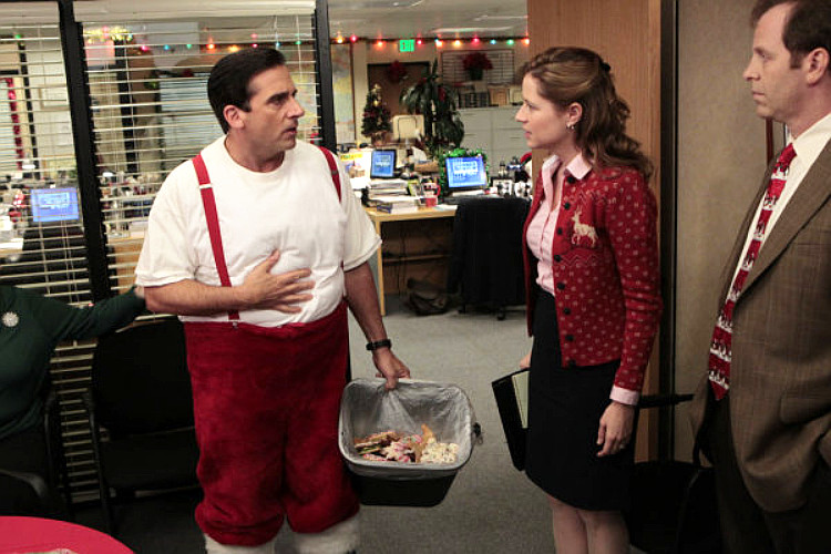 Jenna Fischer Reveals What Pam Said to Michael During Their Airport Goodbye on 'The Office'