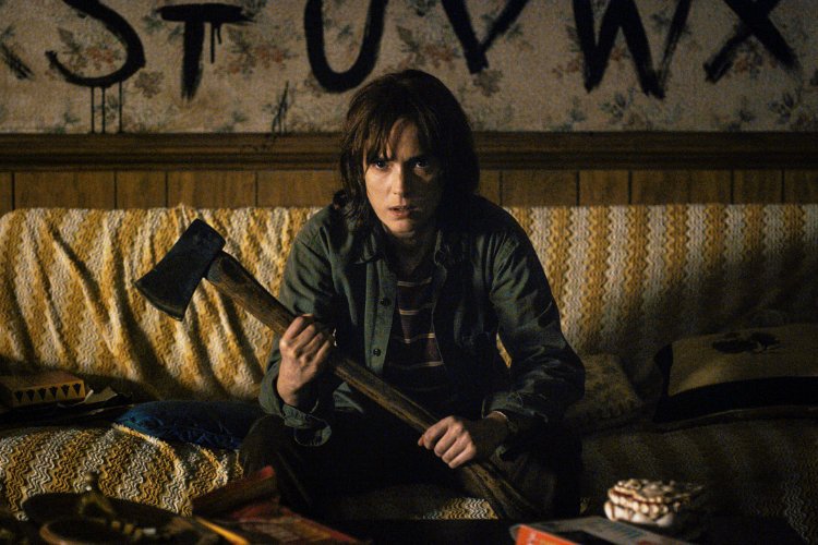 'Stranger Things' Fans Freak Out After New Season 3 Set Photo Features Alleged Baby Bump