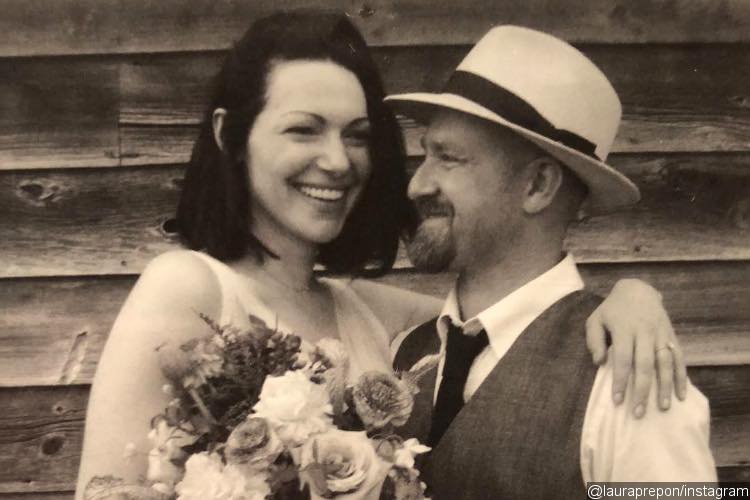 Laura Prepon Marries Ben Foster, Shares Wedding Picture