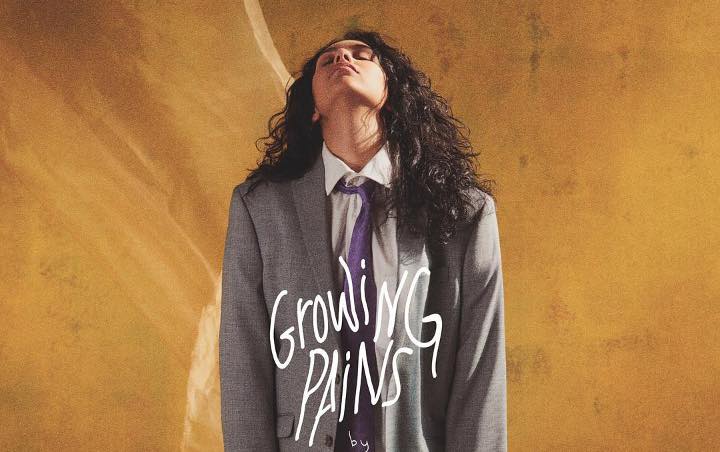 Alessia Cara Wrestles With Anxiety on New Song 'Growing Pains'