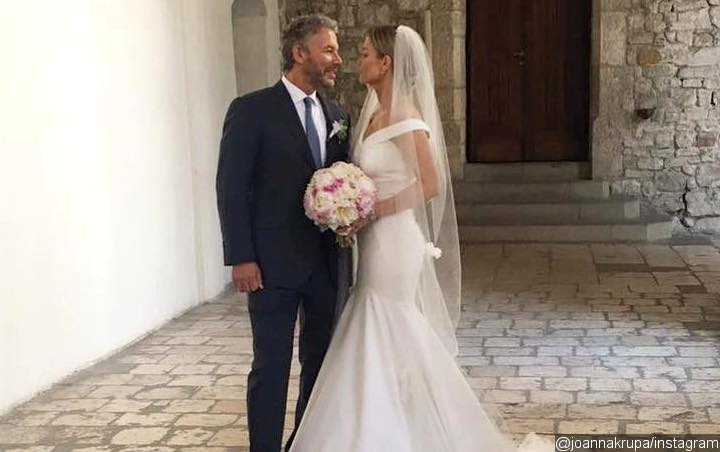 Joanna Krupa Marries Douglas Nunes in Poland