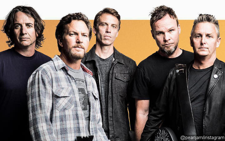 Republicans Slam Pearl Jam for White House in Flame Poster