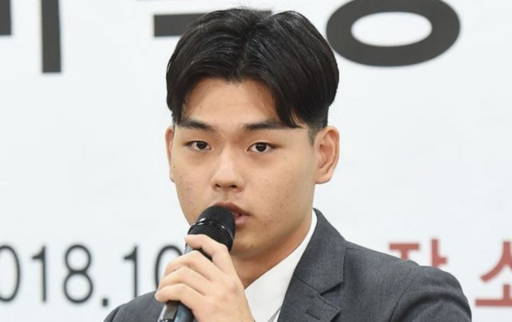 The East Light's Lee Seok Cheol Shares Graphic Evidence of Alleged Abuse by Producer