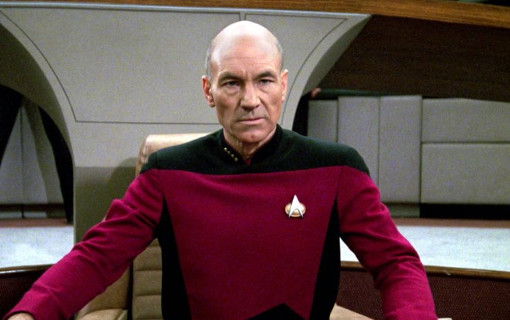 Patrick Stewart Wants to Offer Picard's New Adventures on 'Star Trek' Standalone Series 