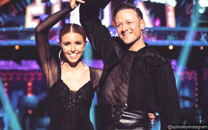 Stacey Dooley Tearfully Praises Pro-Dancer Partner for 'Strictly Come Dancing' Win