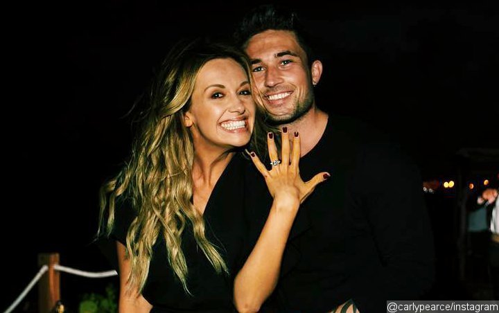 Michael Ray Engaged to Carly Pearce After Mexico Proposal