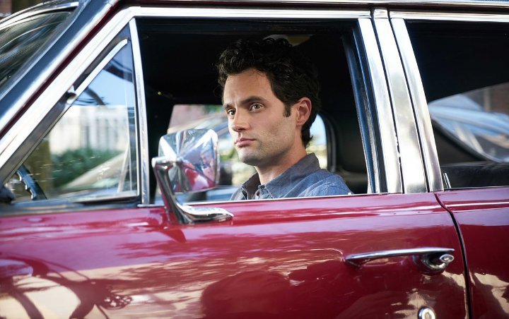 Penn Badgley Is Concerned About Fans Romanticizing His Psychopath Character on 'You'
