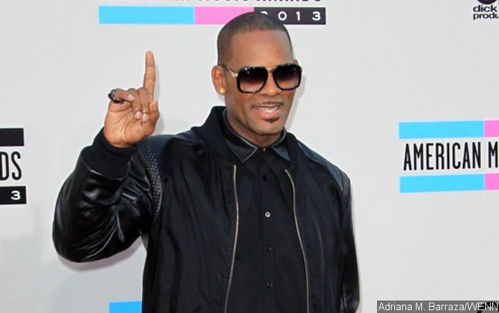 R. Kelly Investigated by FBI for Allegedly Flying Minor Victim Over ...