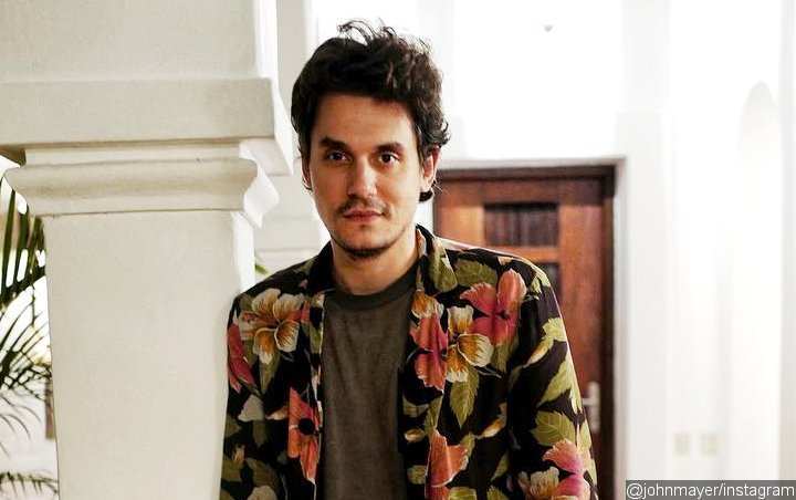 John Mayer Puts to View His Third Nipple During Live Chat Show