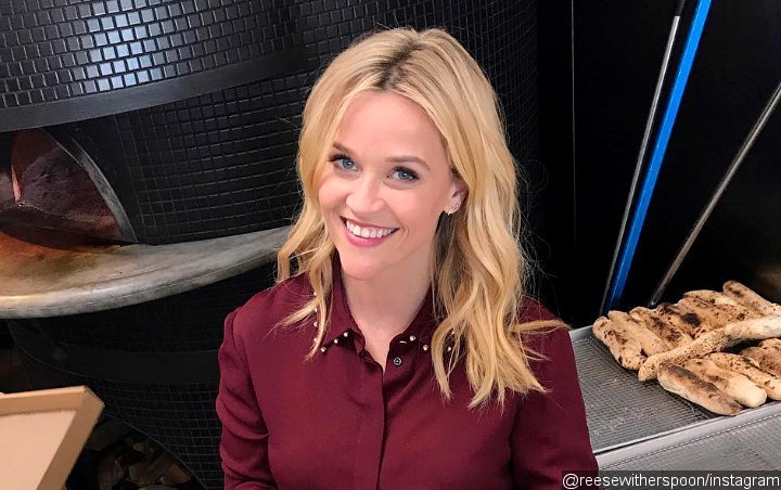 Reese Witherspoon Stumbles on Stairs After Partying All Night at Jennifer Aniston's Birthday Bash