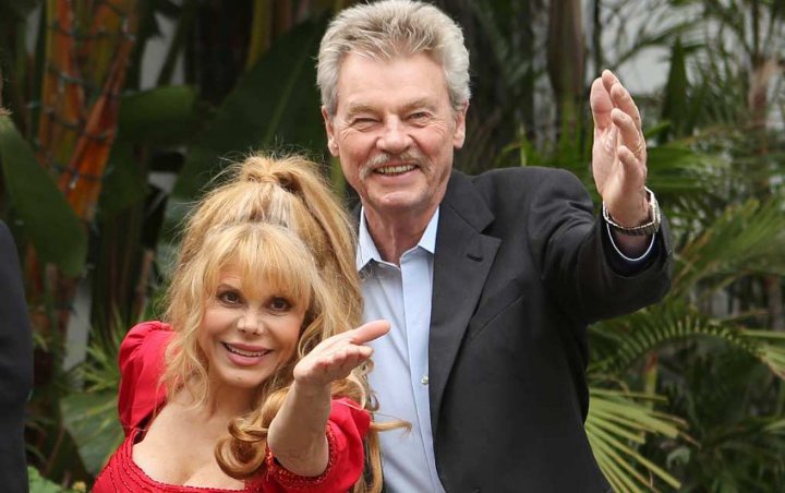 Charo's Husband Shoots Himself to Death
