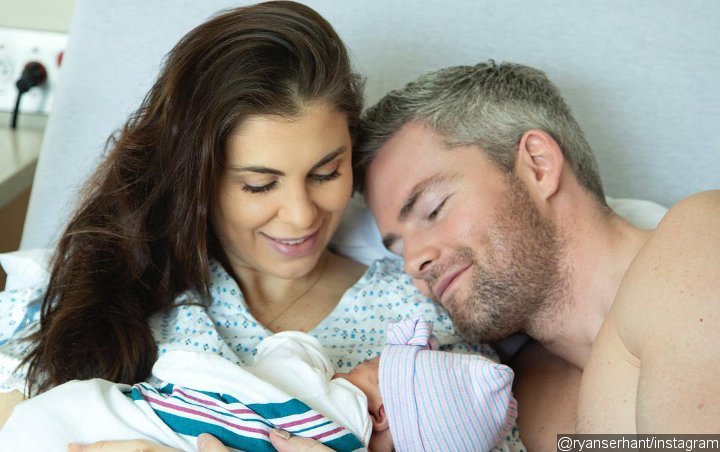 'Million Dollar Listing' Star Ryan Serhant and Wife Get Emotional Over First Child's Arrival