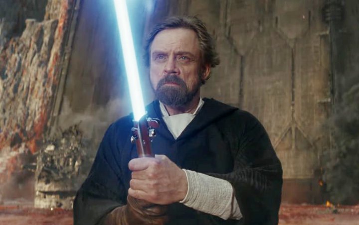 Mark Hamill Gets Coy About Luke Skywalker Appearance in 'Star Wars Episode IX'