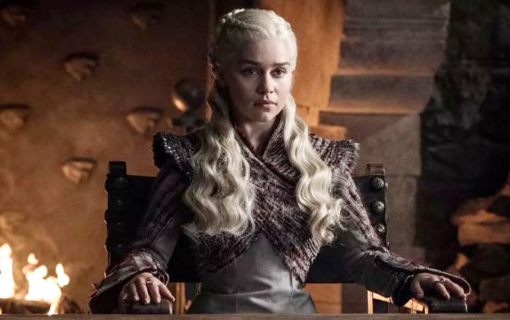 New 'Game of Thrones' Season 8 Photos Feature Daenerys Arriving at Winterfell to Frosty Welcome