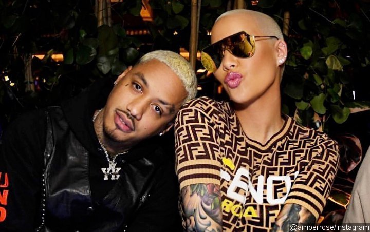 Amber Rose Expecting Baby Boy With Def Jam Executive Boyfriend