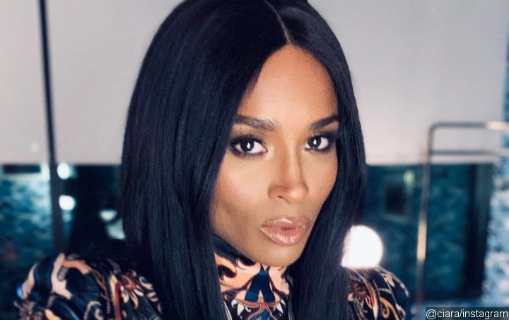 Ciara Ditches Make-Up and Hair Extensions in 'Rawest' Pic: 'Join Me!'