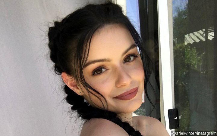 Ariel Winter Sends Fans Into Frenzy With Photo of Her Posing in Towel