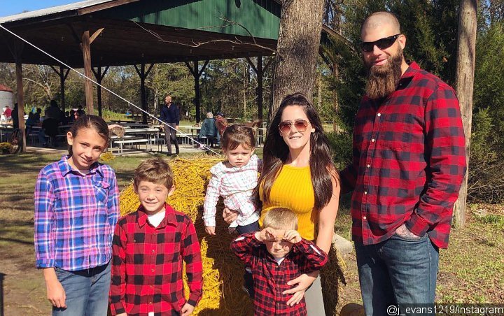 Jenelle Evans Is 'Devastated' After Temporary Losing Custody of Her 3 Kids