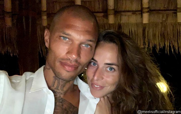 Jeremy Meeks Shuts Down Chloe Green Split Report Despite Her Cozying Up to Another Man