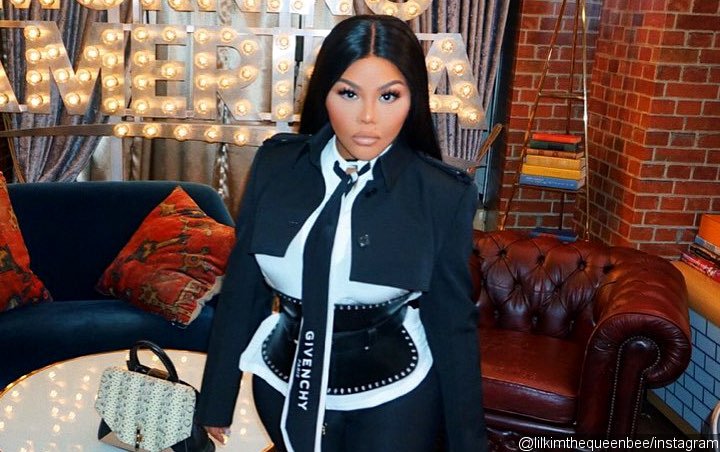 Lil' Kim Ready to Throw Down Anti-Fur Protestor in Heated Confrontation