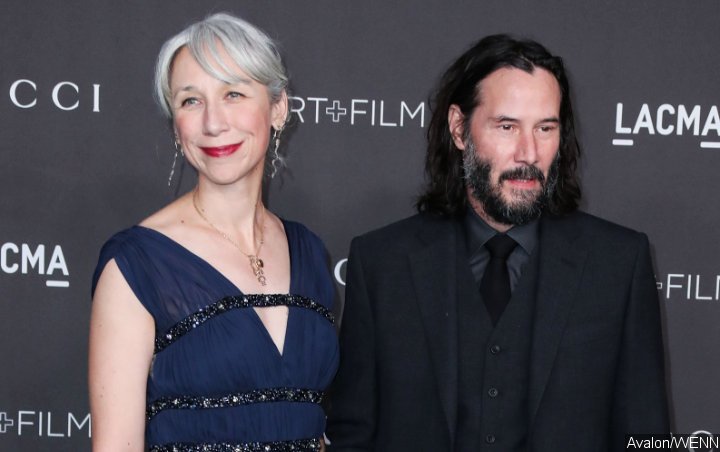 Keanu Reeves Makes Red Carpet Debut With First Girlfriend in Decades