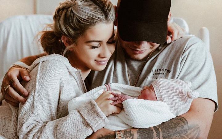 Kane Brown to Take His Newborn Baby on Tour With Him