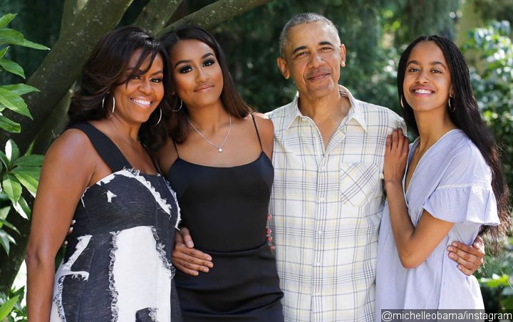 Barack Obama's Daughters Catch Attention With Grown-Up Looks in New Family Photo